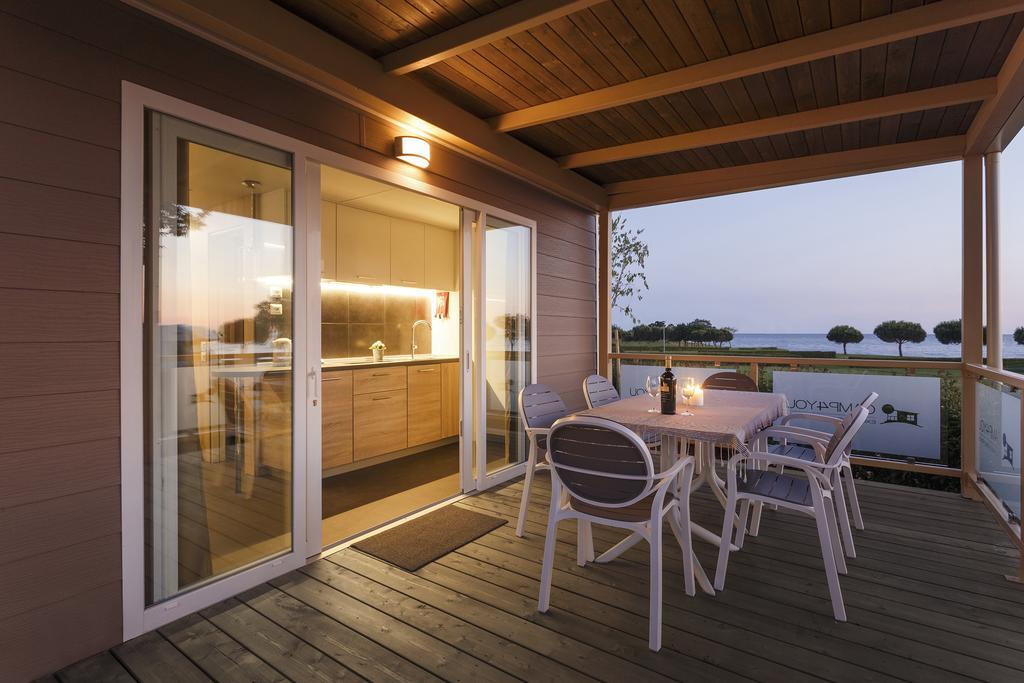 Mobile Homes Premium Vista Mare Park Umag By Camp4You エクステリア 写真