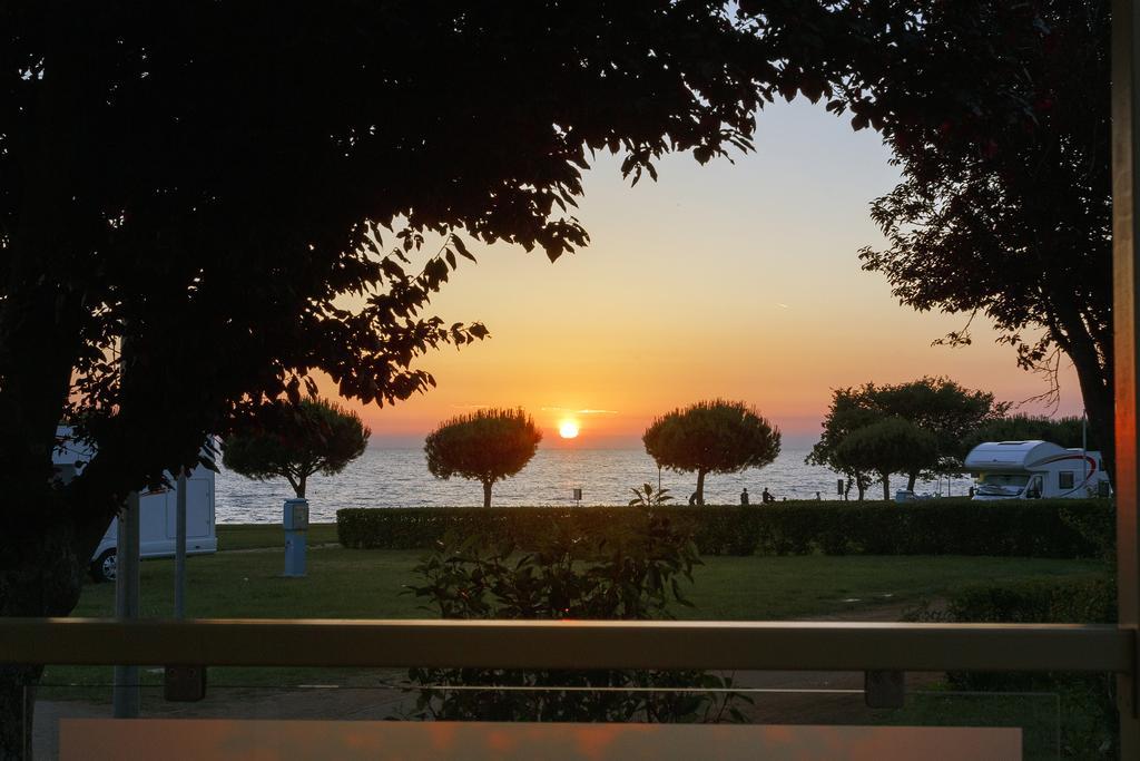 Mobile Homes Premium Vista Mare Park Umag By Camp4You エクステリア 写真